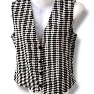 Elegant Black and White Women's Checkered Vest